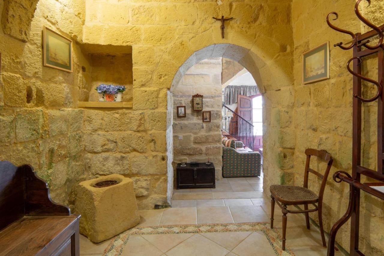 Tranquil Gozo Farmhouse Villa Santu Pietru Exterior photo